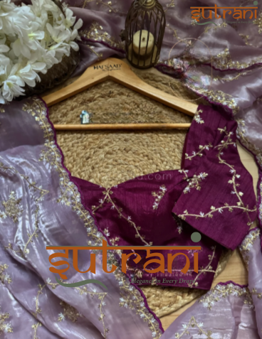 Amethyst Muse Signature Saree