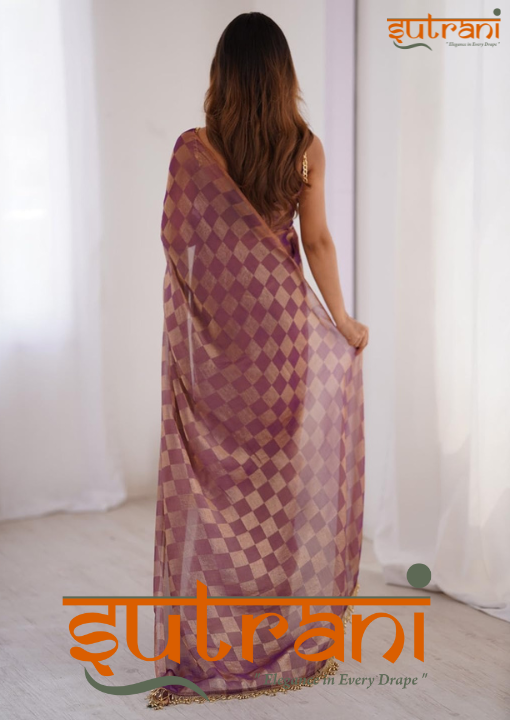 Women Plum Purple Checkered Silk Saree